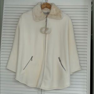 Le Moda Fur Collar & Pom Wrap